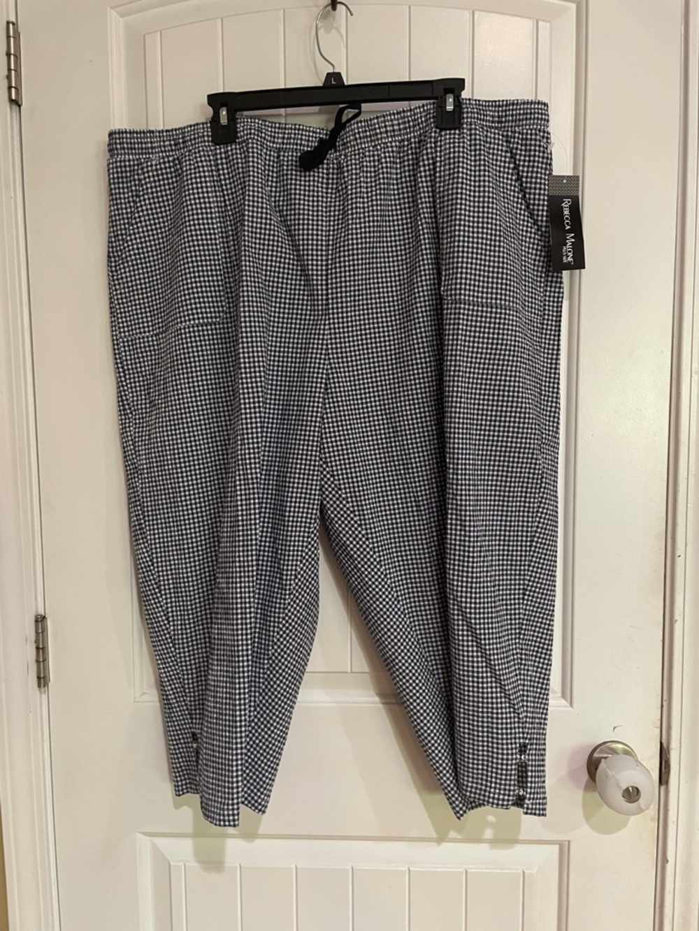 Rebecca Malone NWT size 3X navy gingham Capri pants